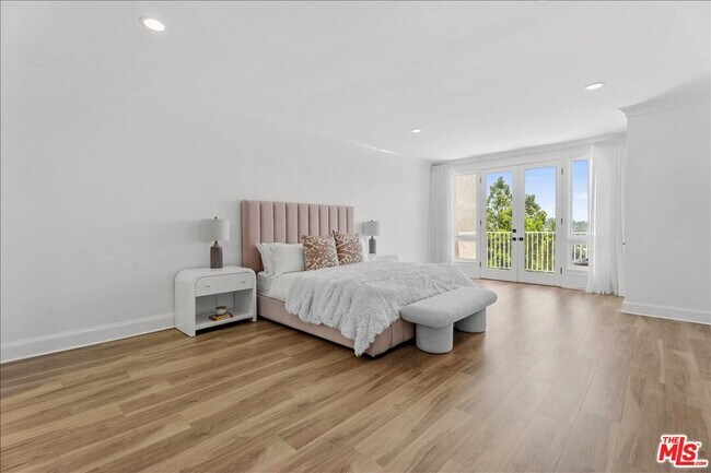 Building Photo - 12303 Ridge Cir