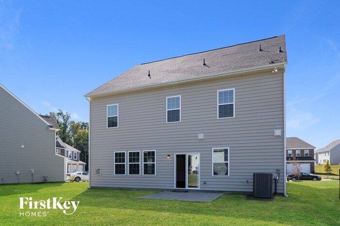 Building Photo - 16021 Pela Croix Dr