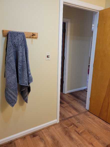 Building Photo - 2726 Riverside Rd