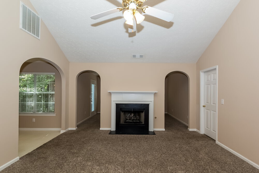 Building Photo - 1840 Courtyard Ln