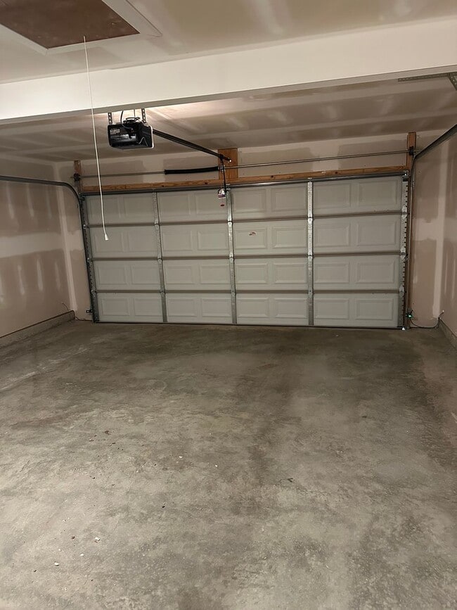 Building Photo - *Pre-leasing Now!!*-Three Bedroom | Two Bath Home in Odenville