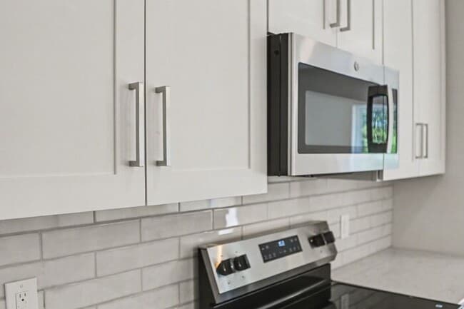 Building Photo - Brand New 4BD/2.5BA Home in Mooresville!