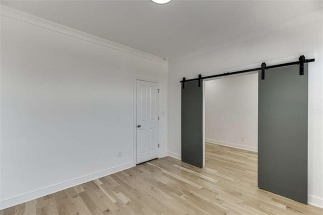 Building Photo - 10674 Weir Way