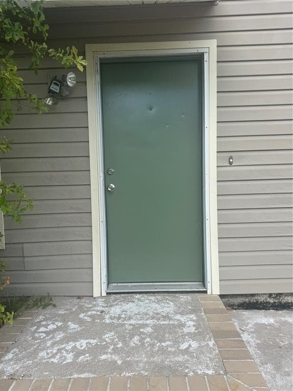 Building Photo - 4948 Camphor Ave