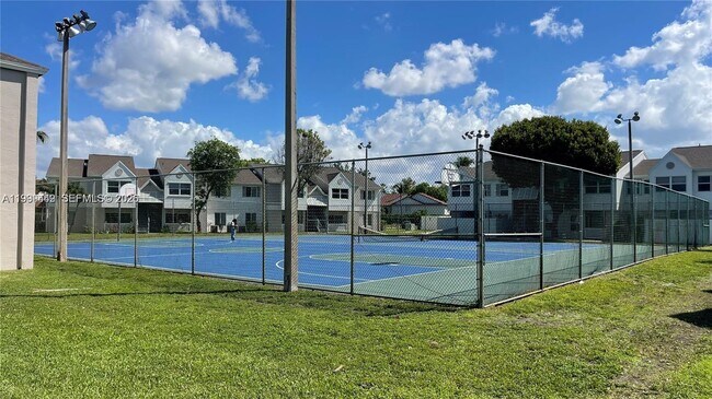 Building Photo - 17565 NW 67th Pl