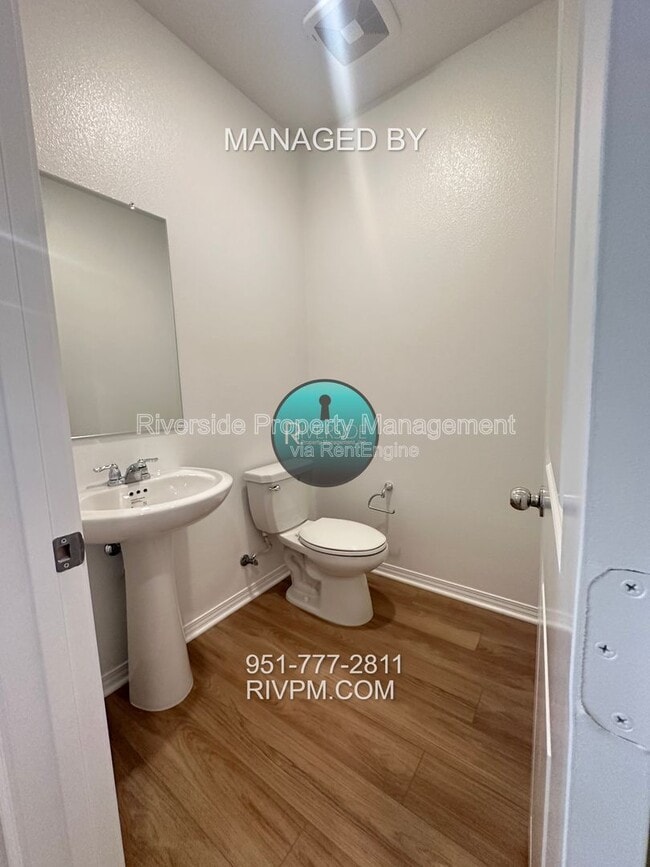 Building Photo - 34495 Agave Dr