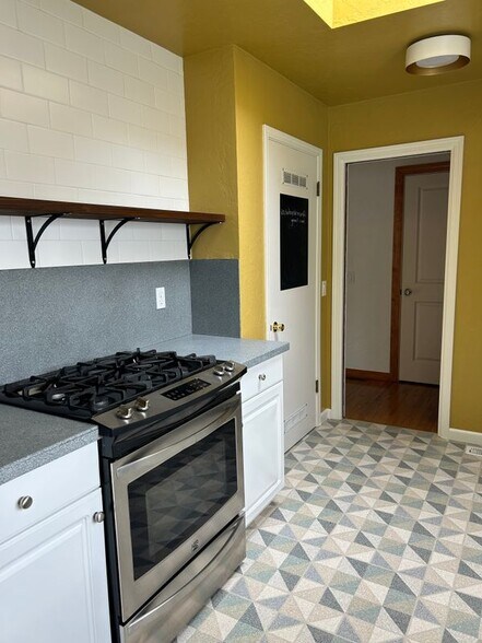 Building Photo - 1906 15th St