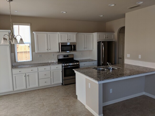 Building Photo - 3673 Artistry Way