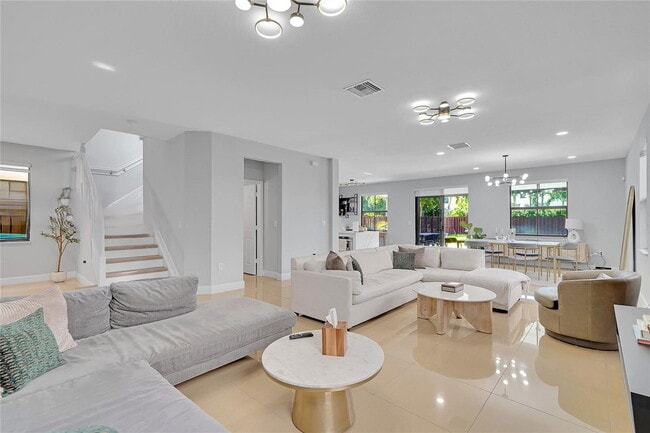 Building Photo - 10072 NW 87th Terrace