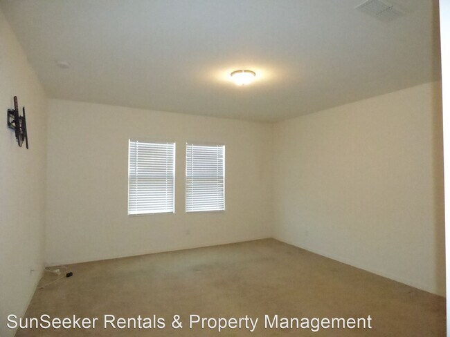 Building Photo - 3 br, 2 bath House - 20228 W Mesquite Dr