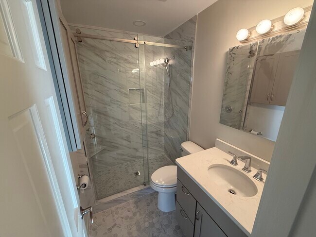 Newly Renovated Bathroom - 1865 Montclaire Ln