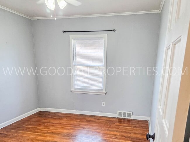 Building Photo - Charming 2 bedroom 1 bath home in Beaverdale area!