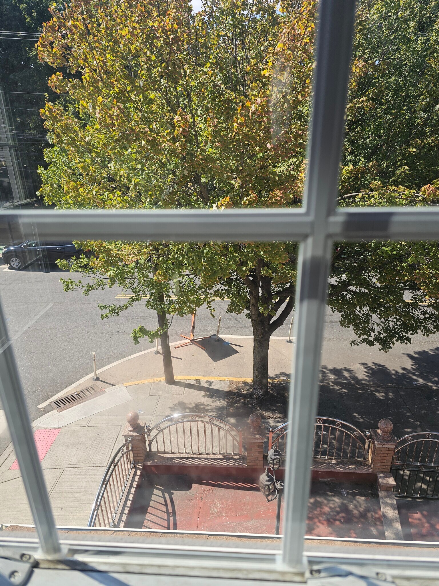 Building Photo - 228 Duncan Ave