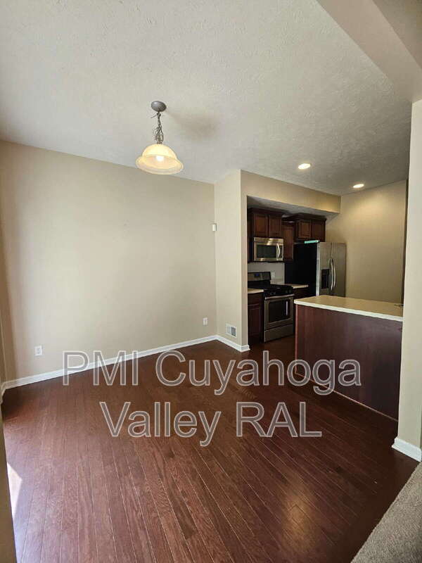 Building Photo - 4046 Gardiner Run