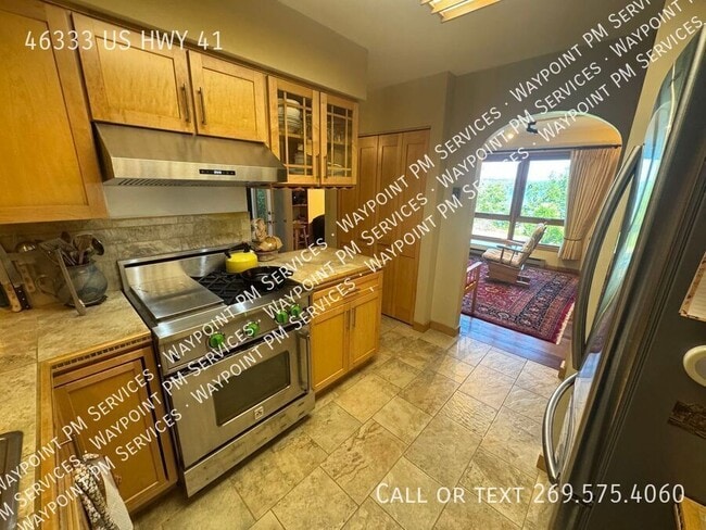 Building Photo - 46333 US-41