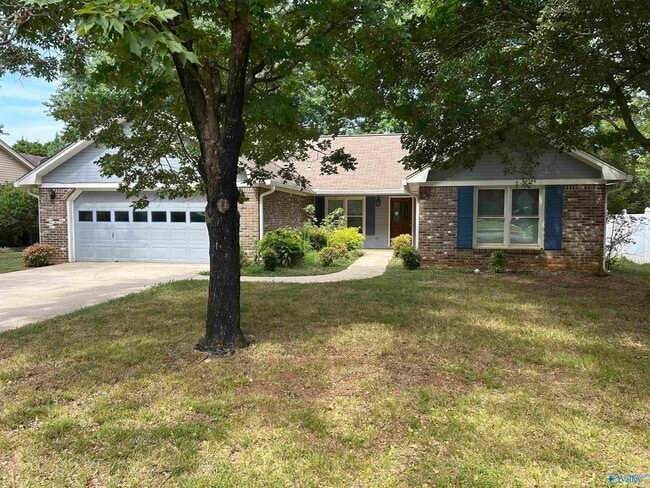 Primary Photo - 102 Progress Ln