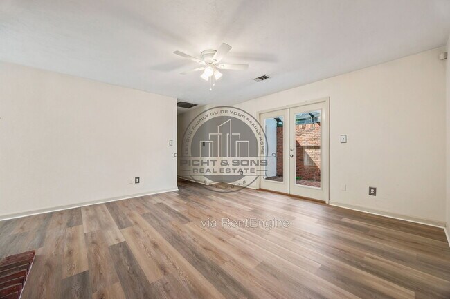 Building Photo - 3301 Lemoyne Ct