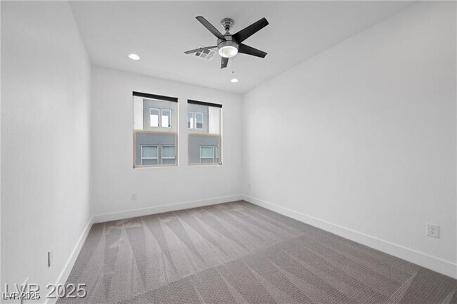 Building Photo - 11325 Gravitation Dr