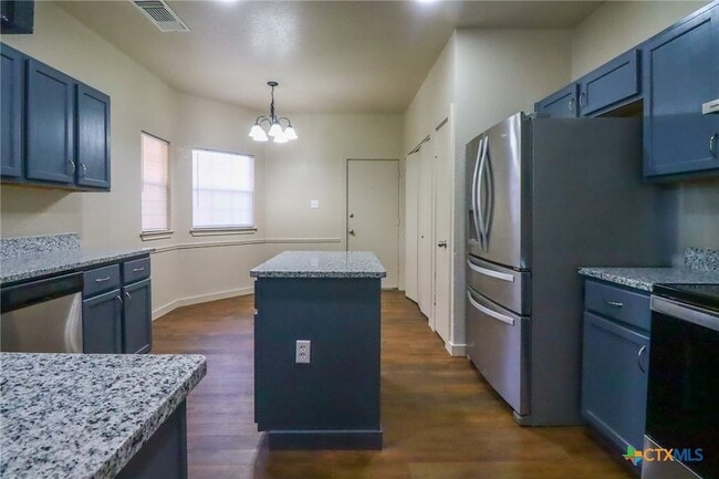 Building Photo - 3218 Rampart Loop