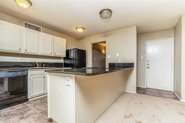 Building Photo - 329 Rockcrest Dr