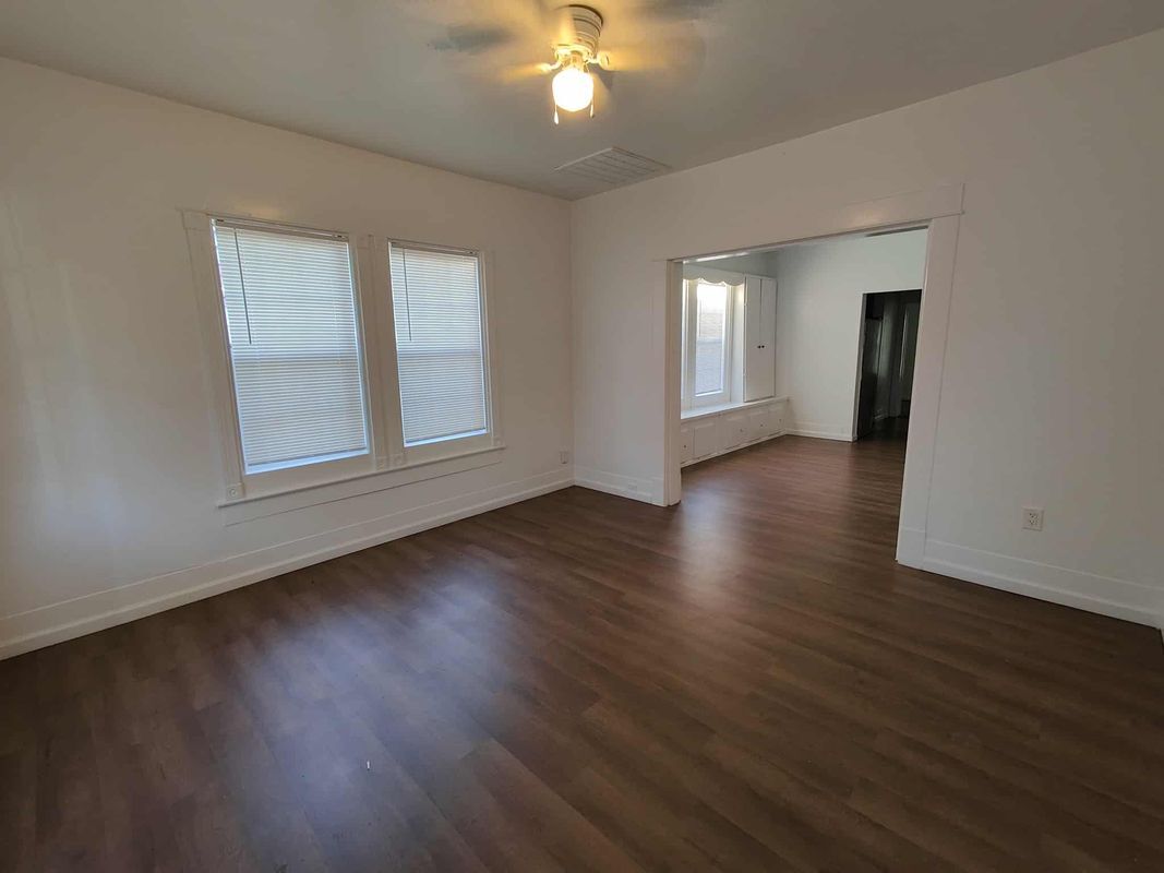 Building Photo - 2605 Birmingham Ave