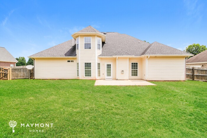 Building Photo - 341 Glouchester Dr