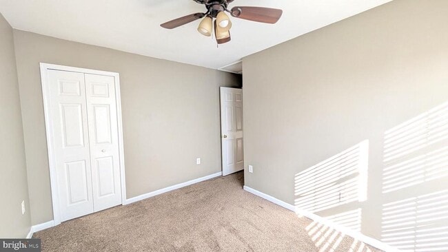Building Photo - 424 Lilac Terrace NE
