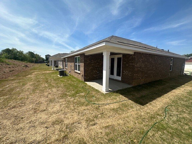 Building Photo - 1512 Heritage Cir SE