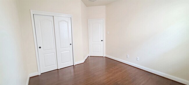 Building Photo - 12903 Mason Terrace Ln