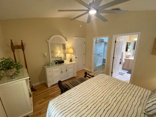 Building Photo - Beautiful Over Sized TURNKEY SEASONAL 2 bed 2 bath Rental on Golf Course in Polo Ridge