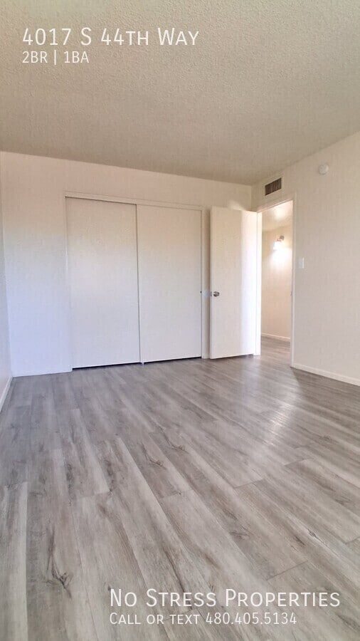 Building Photo - 4017 S 44th Way