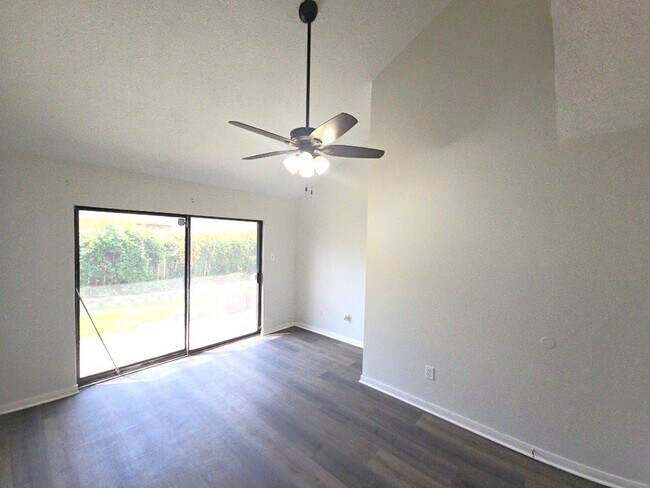 Building Photo - 8718 Roaring Point Dr