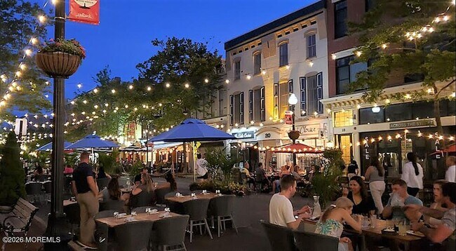 Building Photo - 162 Bridge Ave