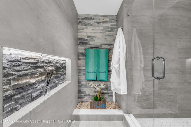 Building Photo - 502 Brighton Ave