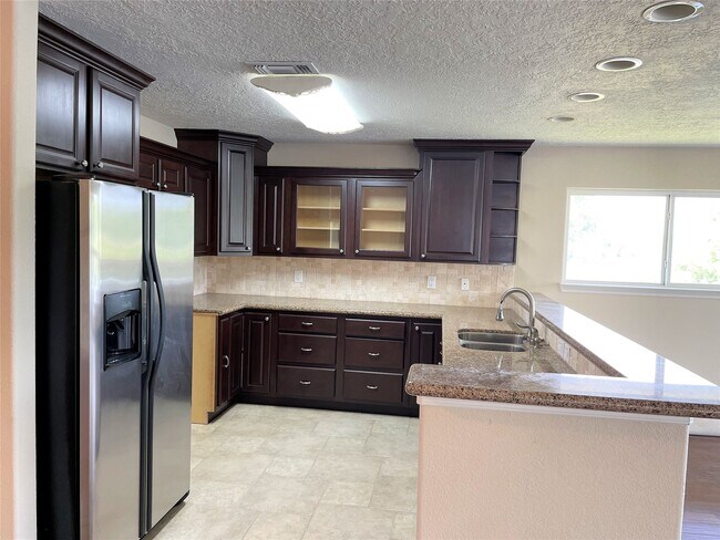 Building Photo - 20527 Rio Villa Dr