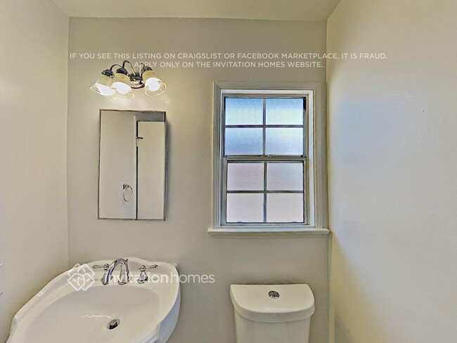 Building Photo - 13107 Ruthelen St