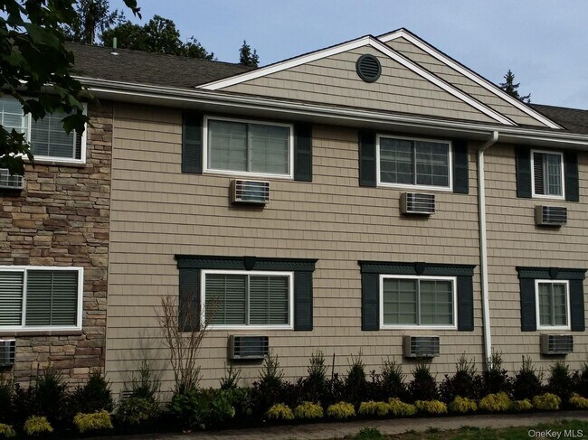 Building Photo - 331 Brook Ave