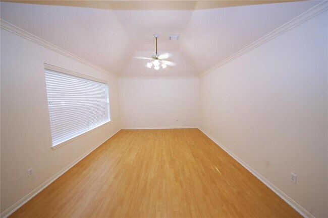 Building Photo - 14814 Forest Trails Dr