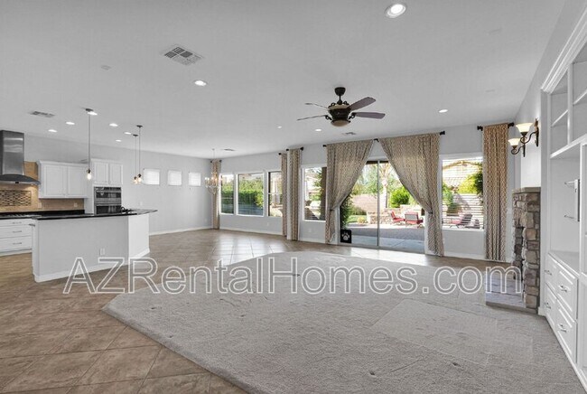 Building Photo - 1492 E Prescott Pl