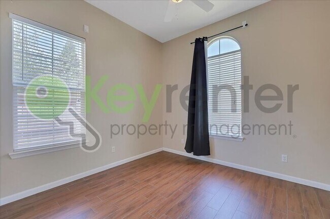 Building Photo - 9448 Syrah Ct