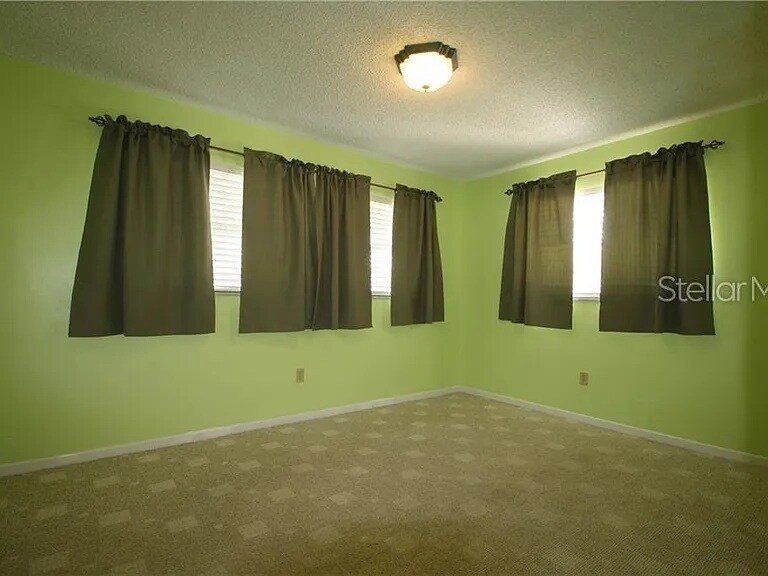 Building Photo - 786 Colony Ln