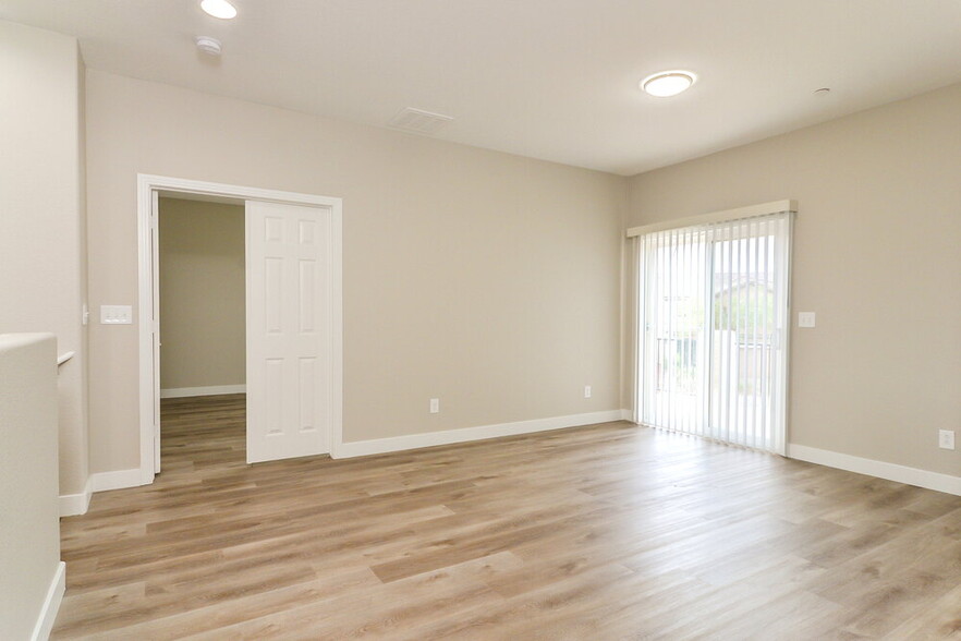 Building Photo - 1109 Buckhorn Cove St