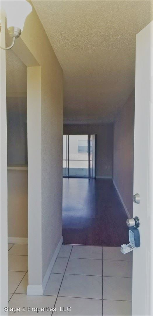 Building Photo - 9930 Grace Dr