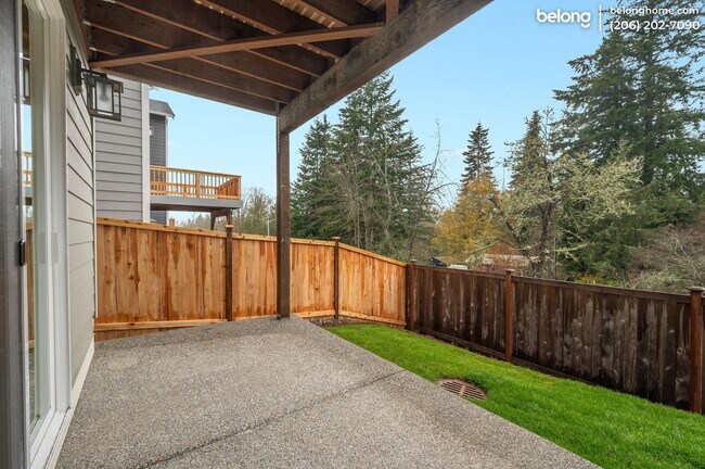 Building Photo - 3878 79th Dr NE