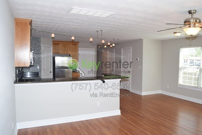 Building Photo - 4205 Dunning Rd