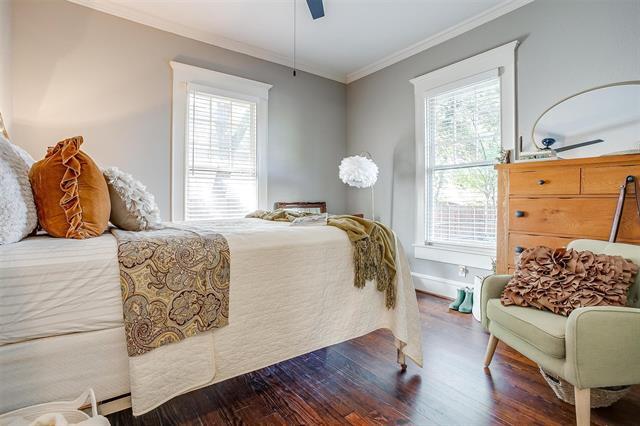 Building Photo - 2116 Hurley Ave