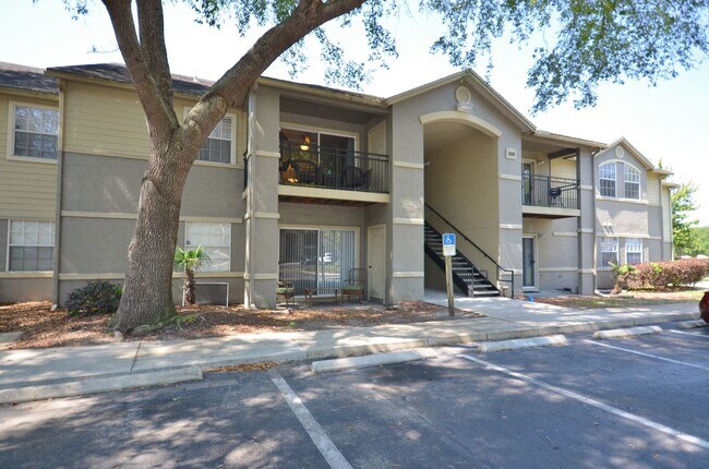 Building Photo - Windsor Park #514