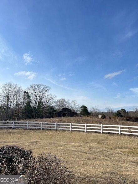 Building Photo - 87 Ridgeview Ln