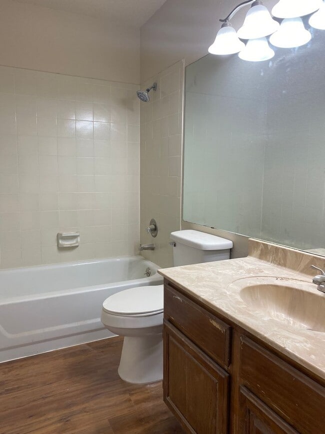 Building Photo - 4111 Camphor Way