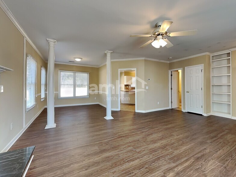 Building Photo - 4239 Brentonshire Ln